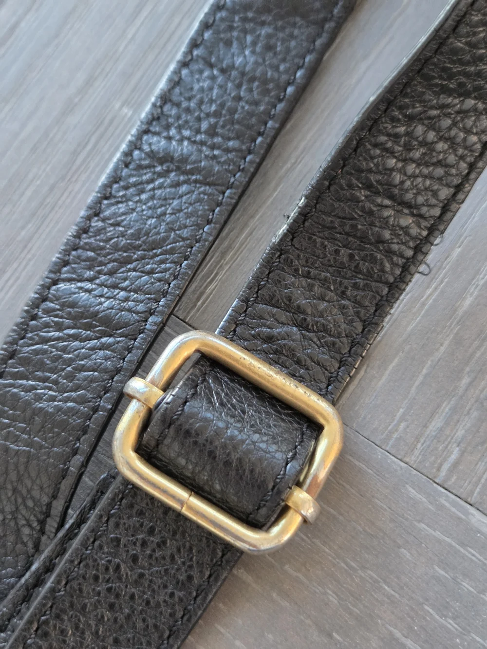 Tory Burch black pebble